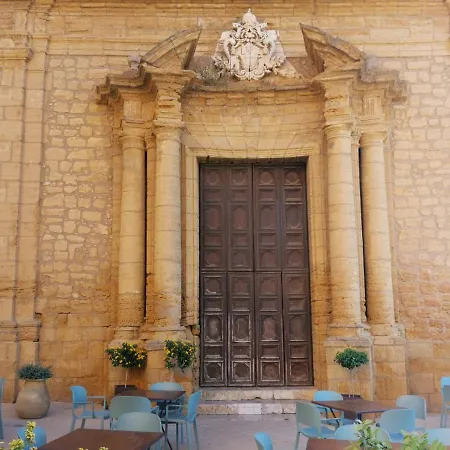Vicolo San Pietro *
